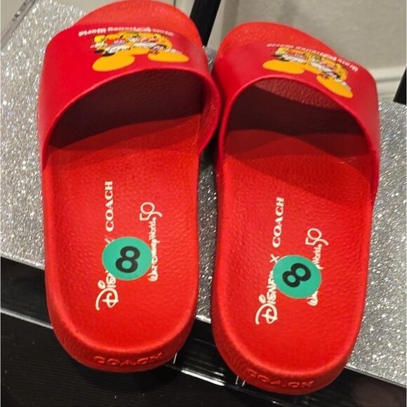 Coach X Disney Sport Slides w/Mickey Mouse & Minnie Mouse Motif - Picture 9 of 10